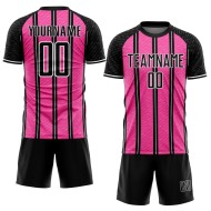 Aangepast zwart roze-wit gesublimeerd voetbaltenue-shirt Aangepast zwart roze-wit gesublimeerd voetbaltenue-shirt