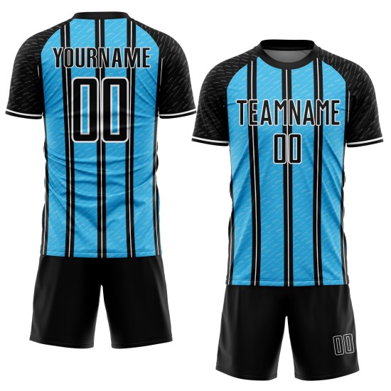 Aangepast zwart hemelsblauw-wit gesublimeerd voetbaltenue-shirt Aangepast zwart hemelsblauw-wit gesublimeerd voetbaltenue-shirt