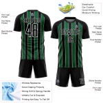 Aangepast zwart Kelly Groen-Wit Lijn Sublimatie Voetbaltenue Jersey Aangepast zwart Kelly Groen-Wit Lijn Sublimatie Voetbaltenue Jersey