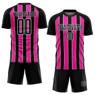 Aangepast zwart roze-wit gesublimeerd voetbaltenue-shirt Aangepast zwart roze-wit gesublimeerd voetbaltenue-shirt