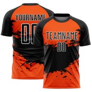 Aangepast oranje zwart-wit sublimatie voetbaltenue shirt