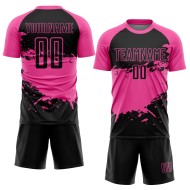 Aangepast zwart roze-wit sublimatie voetbaltenue shirt Aangepast zwart roze-wit sublimatie voetbaltenue shirt