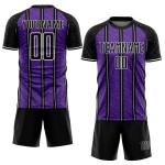 Aangepast zwart paars-wit gesublimeerd voetbaltenue-shirt Aangepast zwart paars-wit gesublimeerd voetbaltenue-shirt