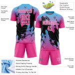 Aangepast roze hemelsblauw-zwart spatten sublimatie voetbaltenue shirt Aangepast roze hemelsblauw-zwart spatten sublimatie voetbaltenue shirt