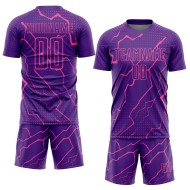 Aangepast paars roze bliksem sublimatie voetbaltenue shirt