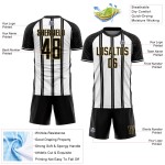Aangepast zwart-wit-oudgouden lijn sublimatie voetbaltenue shirt Aangepast zwart-wit-oudgouden lijn sublimatie voetbaltenue shirt