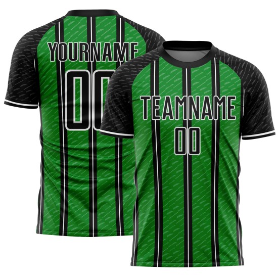 Aangepast zwart grasgroen-wit gesublimeerd voetbaltenue-shirt Aangepast zwart grasgroen-wit gesublimeerd voetbaltenue-shirt
